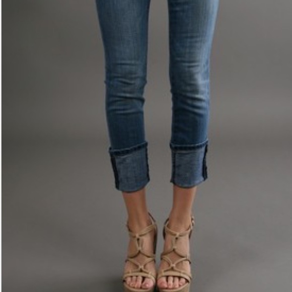 NWT Current/Elliott THE BEATNIK CAROUSEL JEANS
$208 MSRP. Columbus Wash Size 27 - Picture 2 of 15